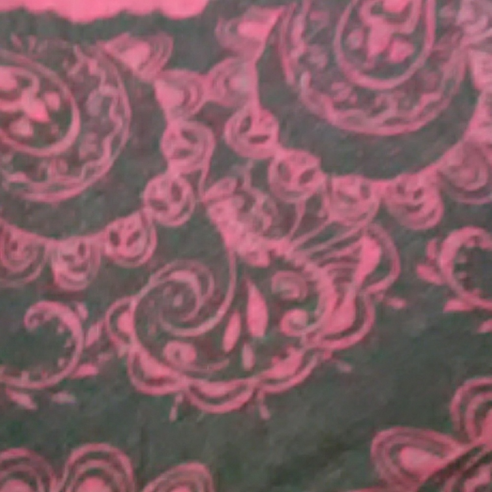 Peace shirt - Picture 3 of 3